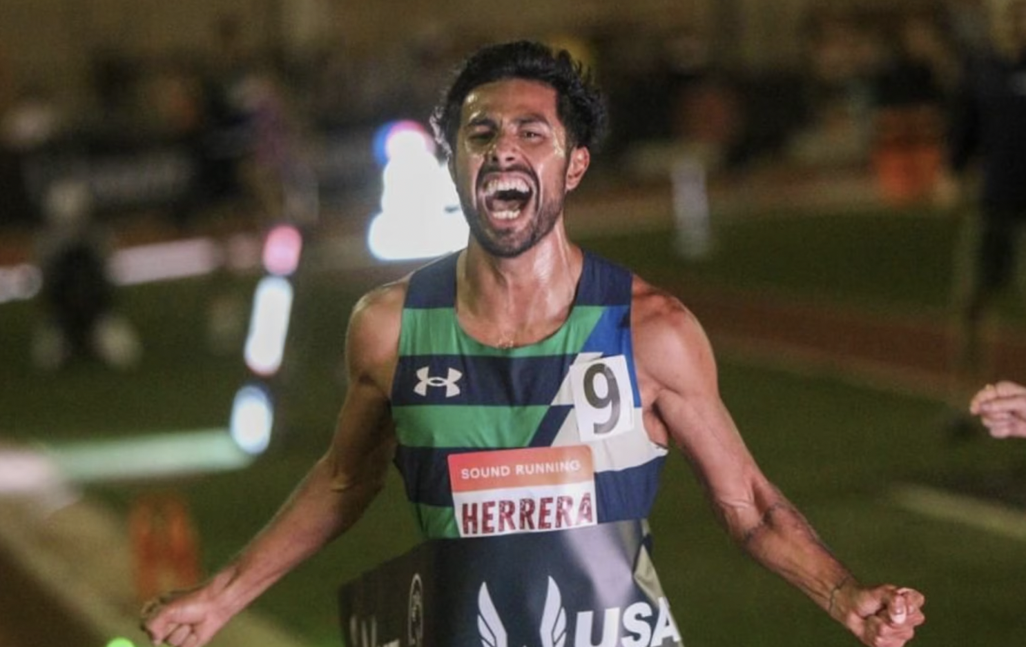 Eduardo Herrera esteblece récord Mexicano